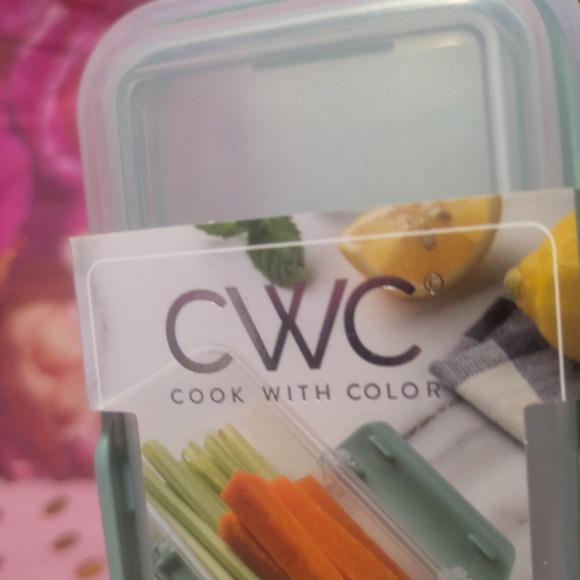 CWC Green Snack & Dip Container - Picture 3 of 13